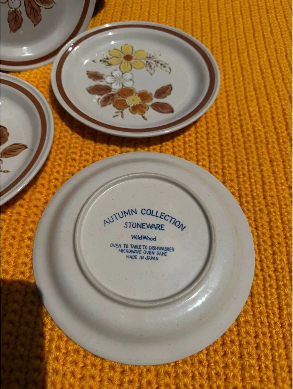 “WildWood” Stoneware Salad Plate Set